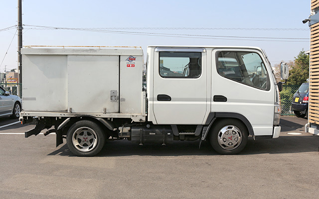 高圧洗浄車(2t)